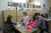 В каталожном зале расположился Детский уголок, где проводился мастер-класс по технике "Оригами"