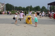 Подвижная народная игра «Лапоть»