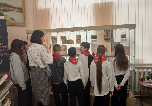 Открытие книжной выставки