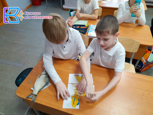 Незнайка на Луне