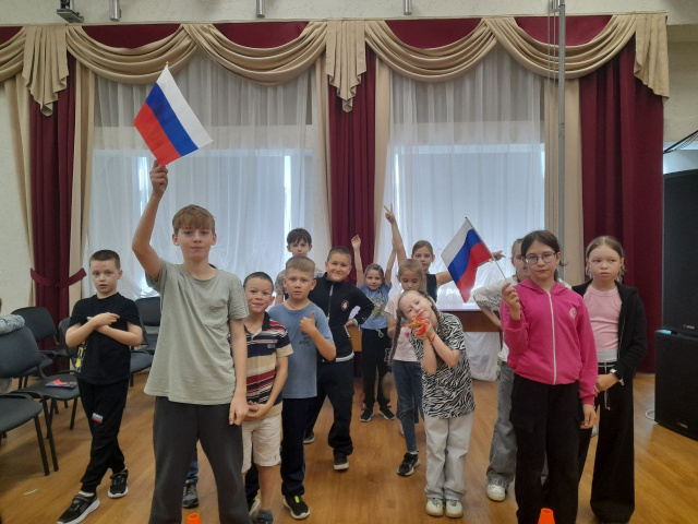 Под стягом Отчизны