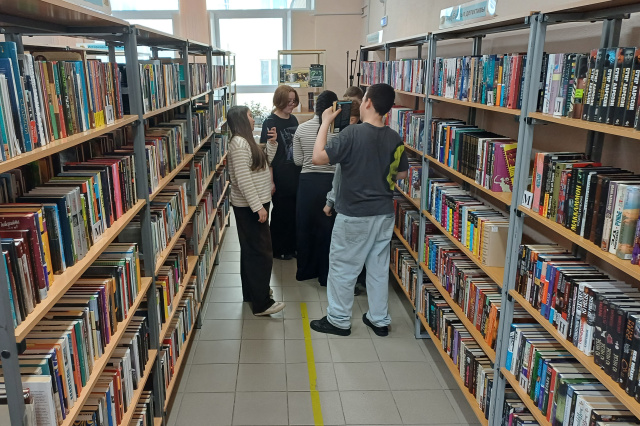 О многом книги людям говорят, во многом книги людям помогают