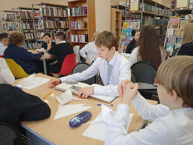 День белых журавлей