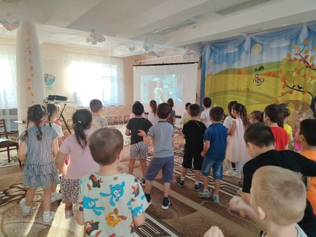 Веселая зарядка Веселая зарядка