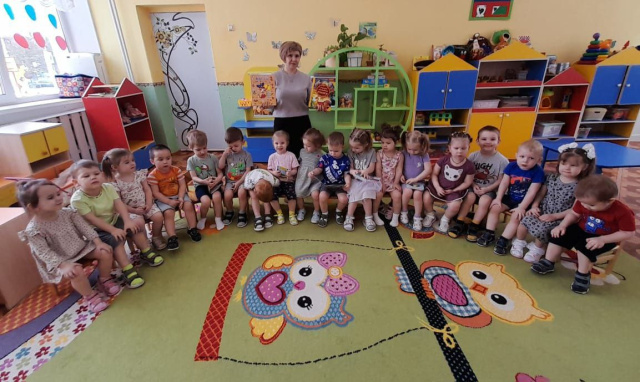 Подрастаю с книжкой Я