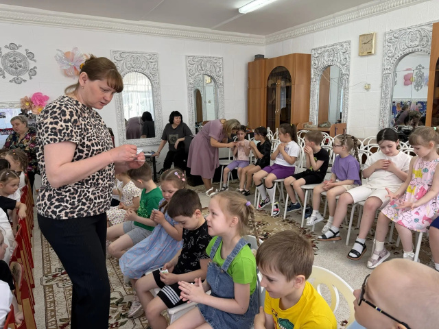 Под семейным абажуром