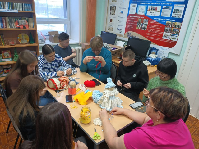 Судьбы связанные сказкой