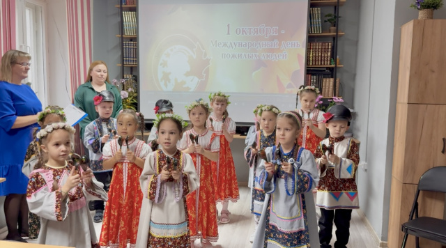 Главное ребята сердцем не стареть…