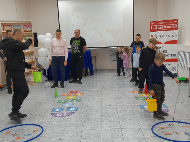 Праздник ко Дню отца «Самый лучший папа – мой!»