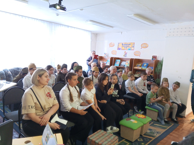 Конкурс чтецов «Память хранят живые»