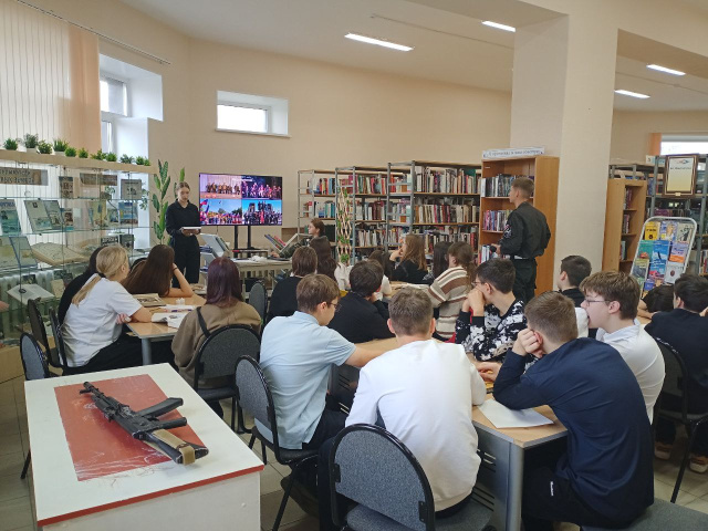 День белых журавлей